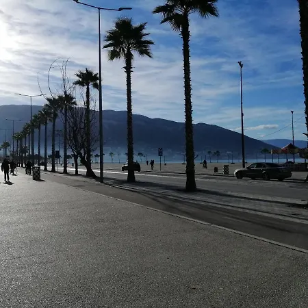 Lägenhet Kamax In Ottima Posizione Vlorë