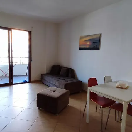 Lägenhet Kamax In Ottima Posizione Vlorë